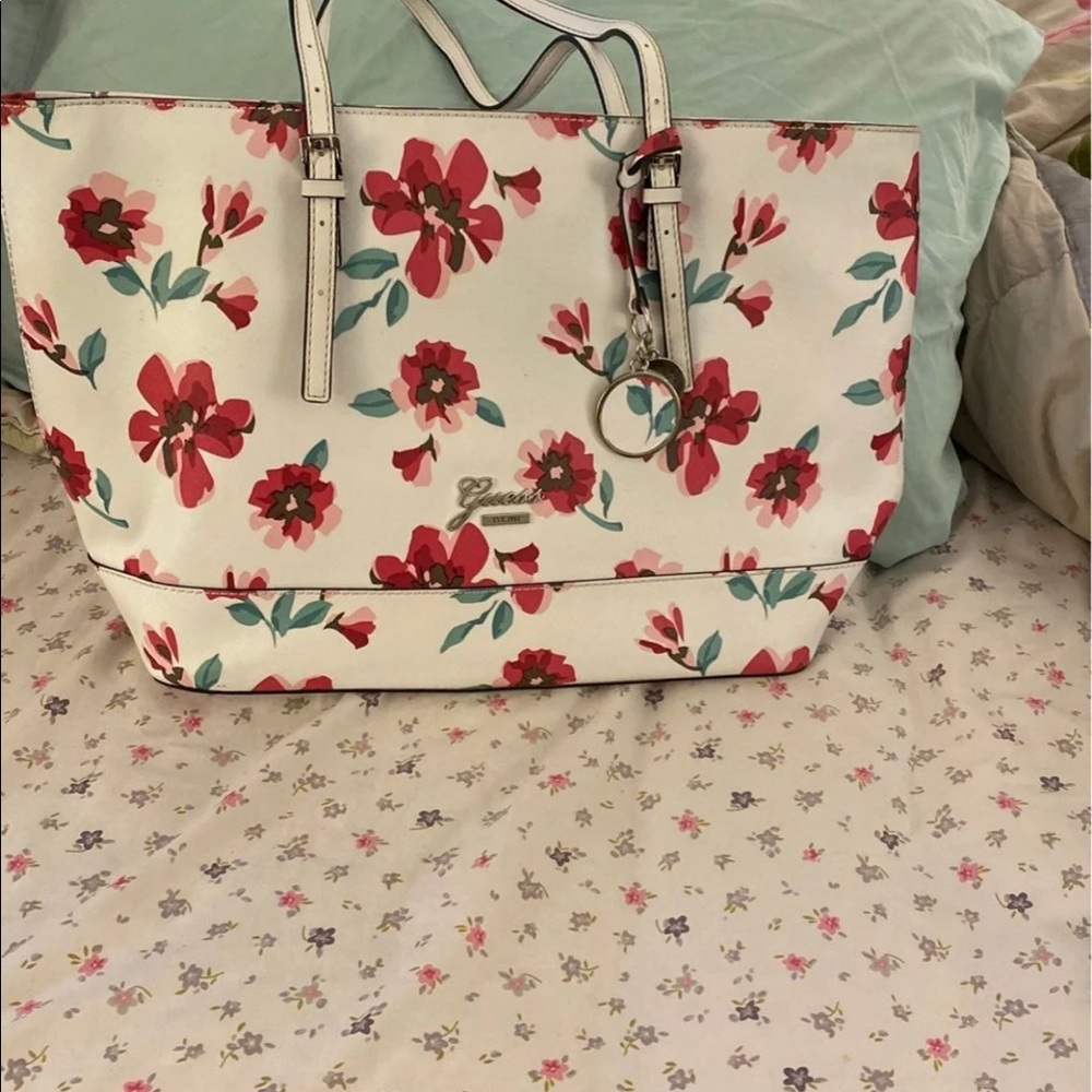 Guess floral tote